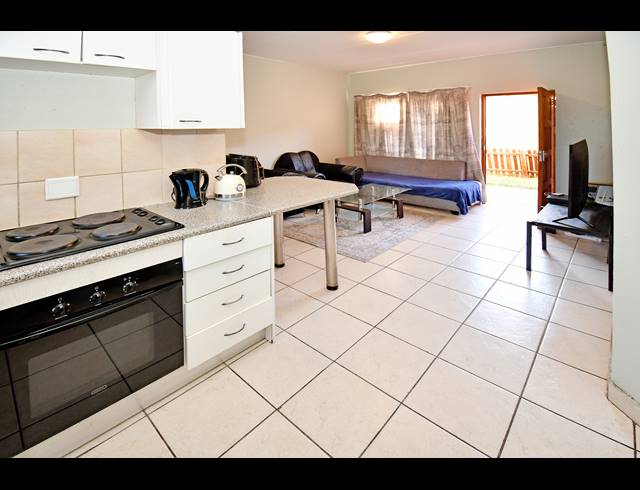 2 BEDROOM APARTMENT FOR SALE IN NORTH RIDING AH